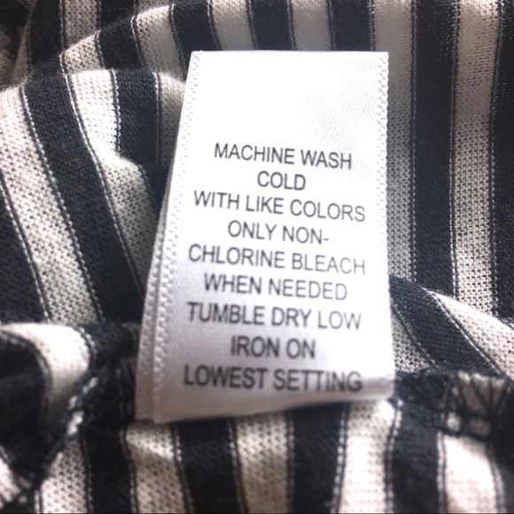 Me to We Cropped Striped Twist Top (Size L) - Picture 7 of 7